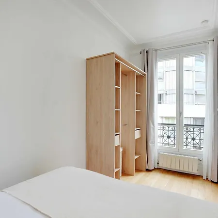 Parisian Charm -1br-3p - 15 Paris